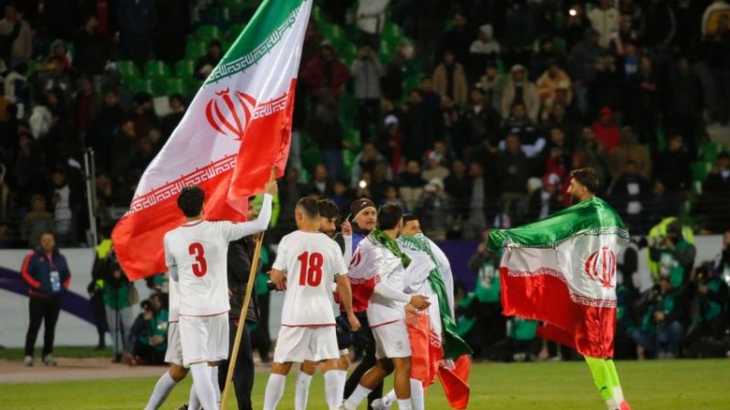 الاتحاد الإيراني: واشنطن تسيس الرياضة عبر رفض تأشيرات للمنتخب الوطني