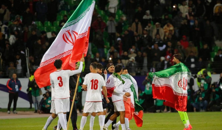 الاتحاد الإيراني: واشنطن تسيس الرياضة عبر رفض تأشيرات للمنتخب الوطني