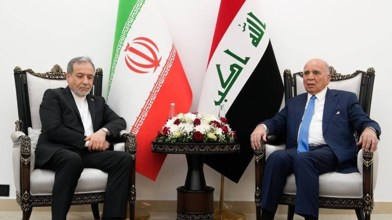 بغداد وطهران تبحثان تطورات المنطقة ووزيرا الخارجية يؤكدان أولوية إنهاء التصعيد