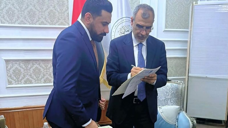 التربية النيابية تعلن تقديم مقترح إلى وزير المالية لإقرار موازنة مصغّرة لتثبيت العقود والأجراء اليوميين