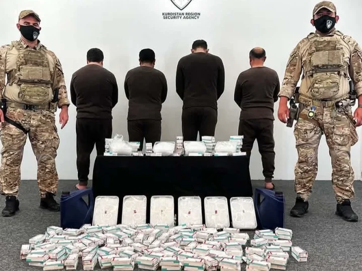 أمن كوردستان يطيح بأربعة تجار مخدرات ويضبط 21 كيلوغراماً من الكريستال.. واعتقال مبتز نساء في كرميان
