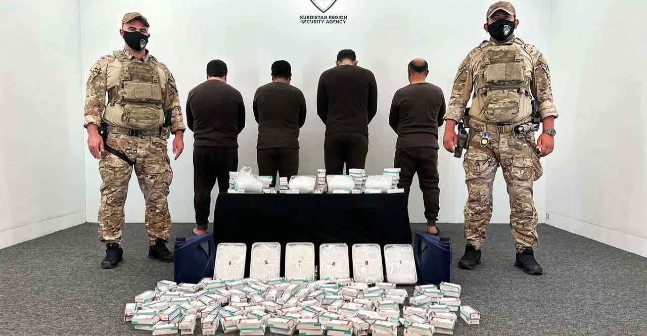 أمن كوردستان يطيح بأربعة تجار مخدرات ويضبط 21 كيلوغراماً من الكريستال.. واعتقال مبتز نساء في كرميان