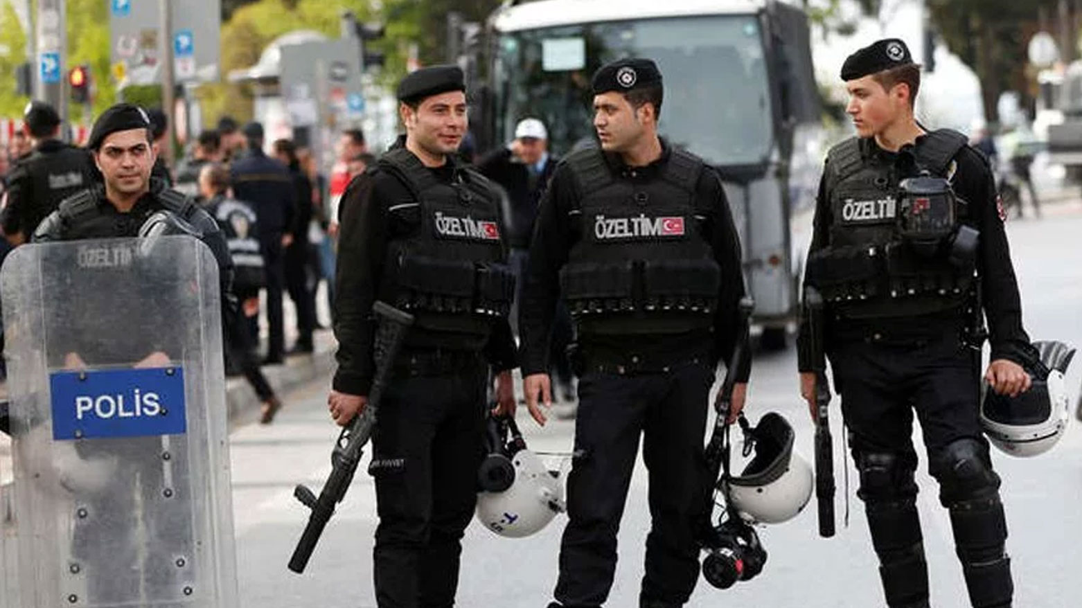 تركيا تُفرج عن عشرات المعتقلين على خلفية حملة “قمة الناتو”