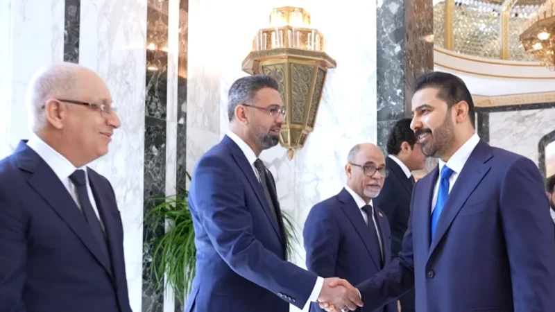 الزيدي قبل مغادرته إلى طهران: علاقاتنا مع إيران تقوم على احترام السيادة والمصالح المشتركة