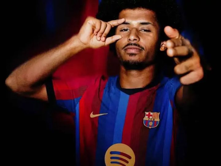 برشلونة يعلن التعاقد مع كريم أديمي حتى 2031