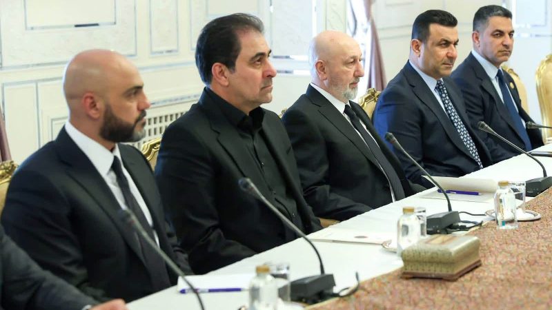 الوفد العراقي برئاسة رئيس الجمهورية يلتقي الرئيس الإيراني في طهران ويؤكد على ضرورة انهاء الحروب
