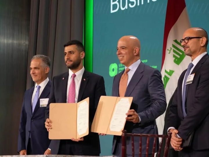 وزير الكهرباء يوقع اتفاقية تنفيذ الخطة الشاملة لتأمين طاقة العراق