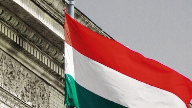 انقسام داخل الحكومة الهنغارية الجديدة بشأن مستقبل العلاقات مع روسيا
