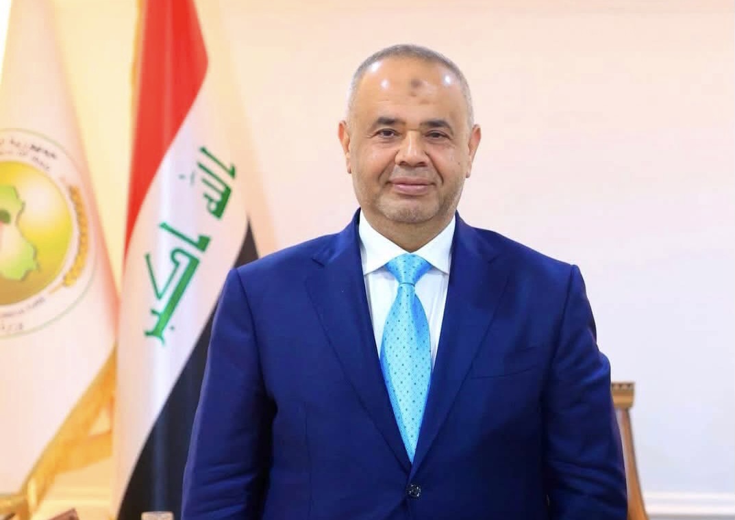 إلقاء القبض على مدير عام شركة توزيع المنتجات النفطية “حسين طالب” بتهمة الفساد