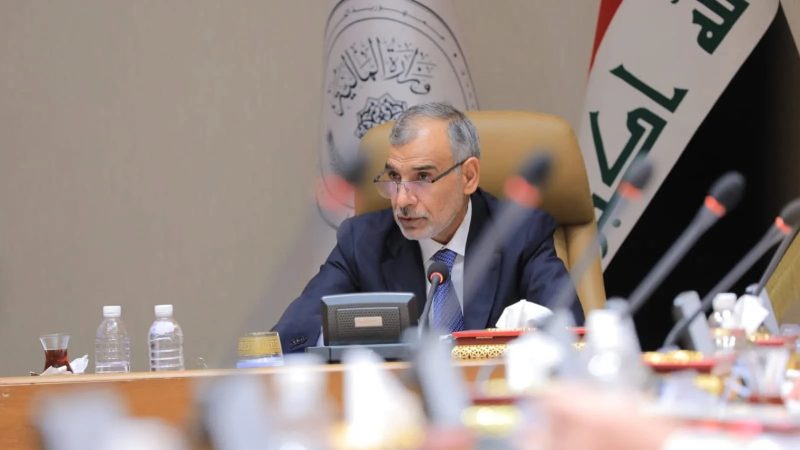 وزير المالية يعلن تمويل المبالغ اللازمة للعتبات المقدسة والمحافظات المستضيفة للزائرين