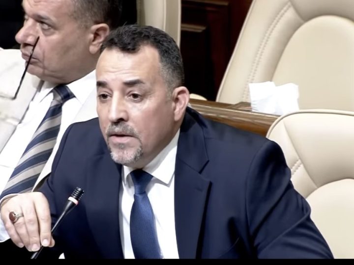 المعموري يطالب بإكمال المشاريع المتوقفة والإسراع بإتمام جولة التراخيص الخامسة