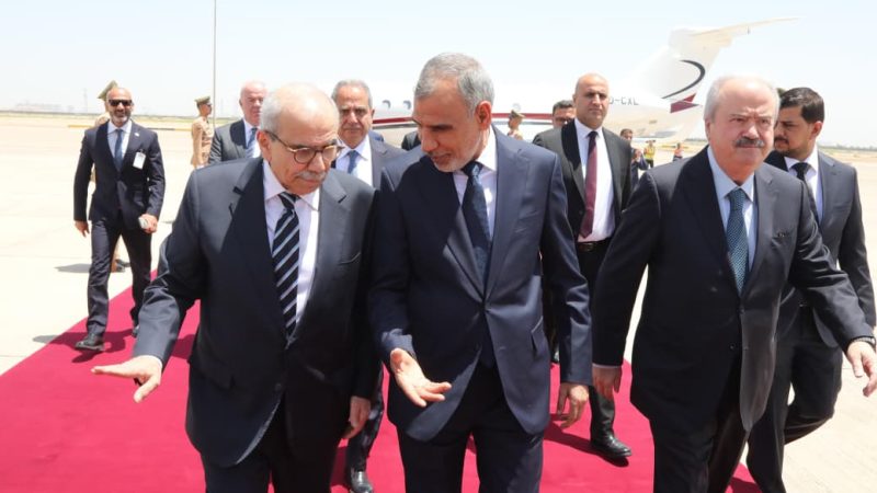 رئيس الوزراء اللبناني يصل إلى بغداد في زيارة رسمية