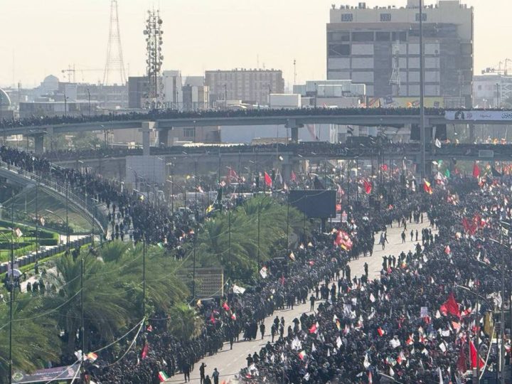 مراسم تشييع خامنئي تنطلق في النجف بمشاركة رسمية وشعبية واسعة وسط إجراءات مشددة