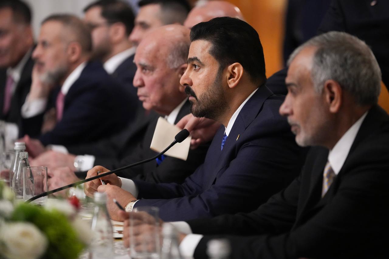 الزيدي يدين استهداف أربيل بالمسيرات ويوجه بتنسيق أمني مشترك لمنع تكراره