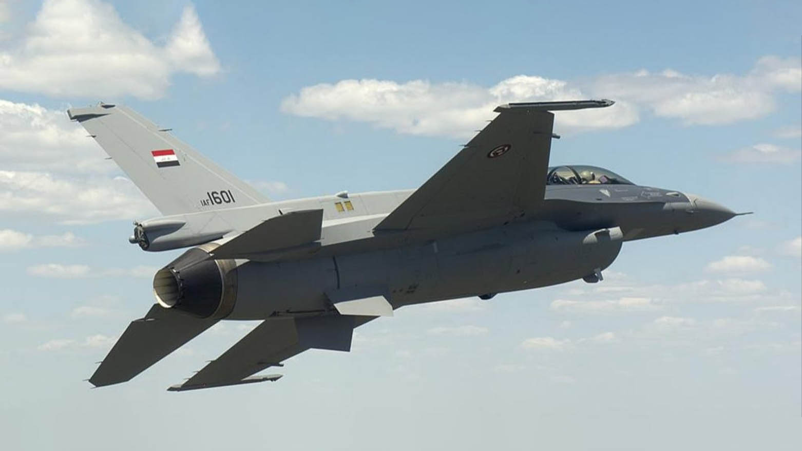 طائرات F-16 العراقية تدمر أوكاراً للإرهابيين في قضاء الدبس بعد رصد استخباري استمر خمسة أيام