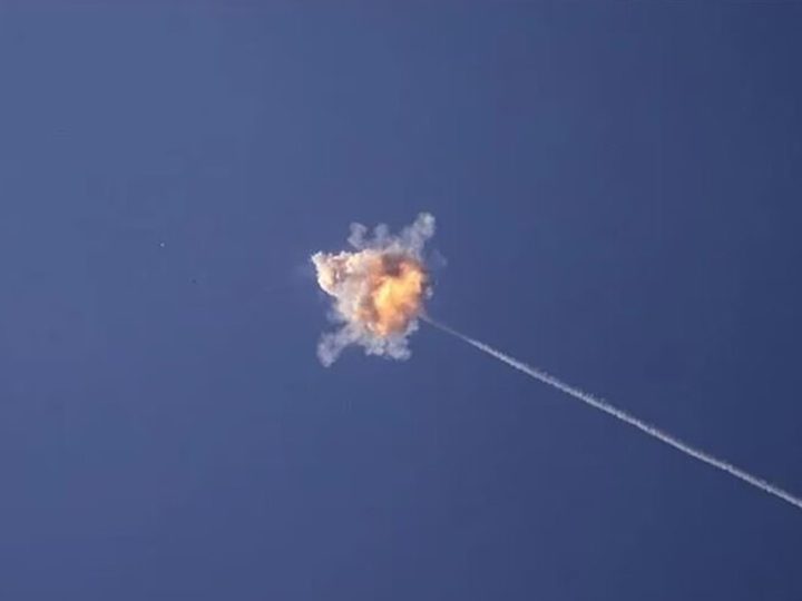 الجيش الإيراني يعلن استهداف قاعدتين عسكريتين للولايات المتحدة في الكويت والبحرين بمسيرات