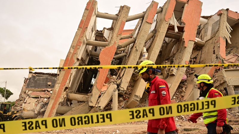 ارتفاع ضحايا زلزال فنزويلا إلى 2954 قتيلاً وانتهاء عمليات البحث عن ناجين