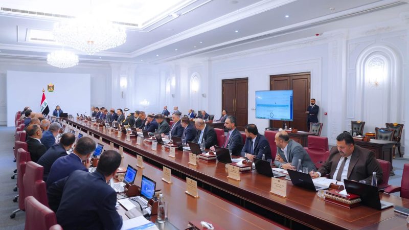 الزيدي يوجه بإطلاق الاجراءات التنفيذية لمشروع مليون قطعة أرض بالمحافظات التي استكملت تخصيص المواقع