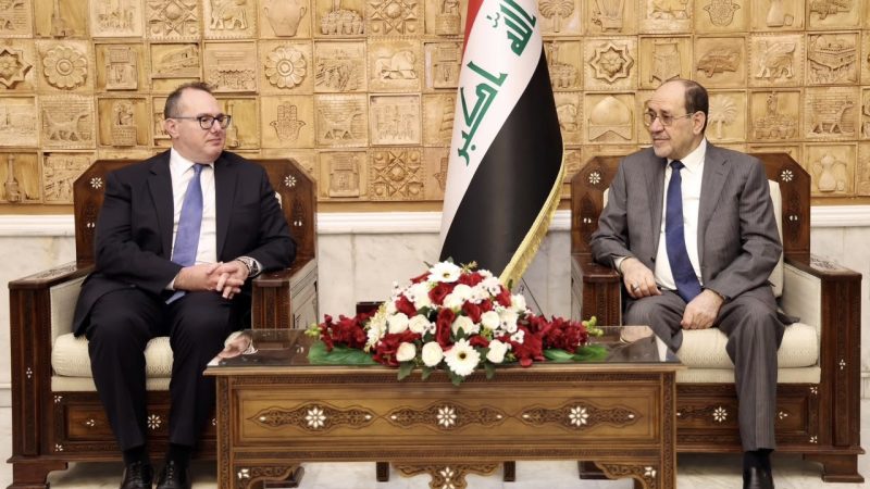 المالكي للقائم بالأعمال الأمريكي: الإطار التنسيقي شكّل لجنة لحصر السلاح بيد الدولة