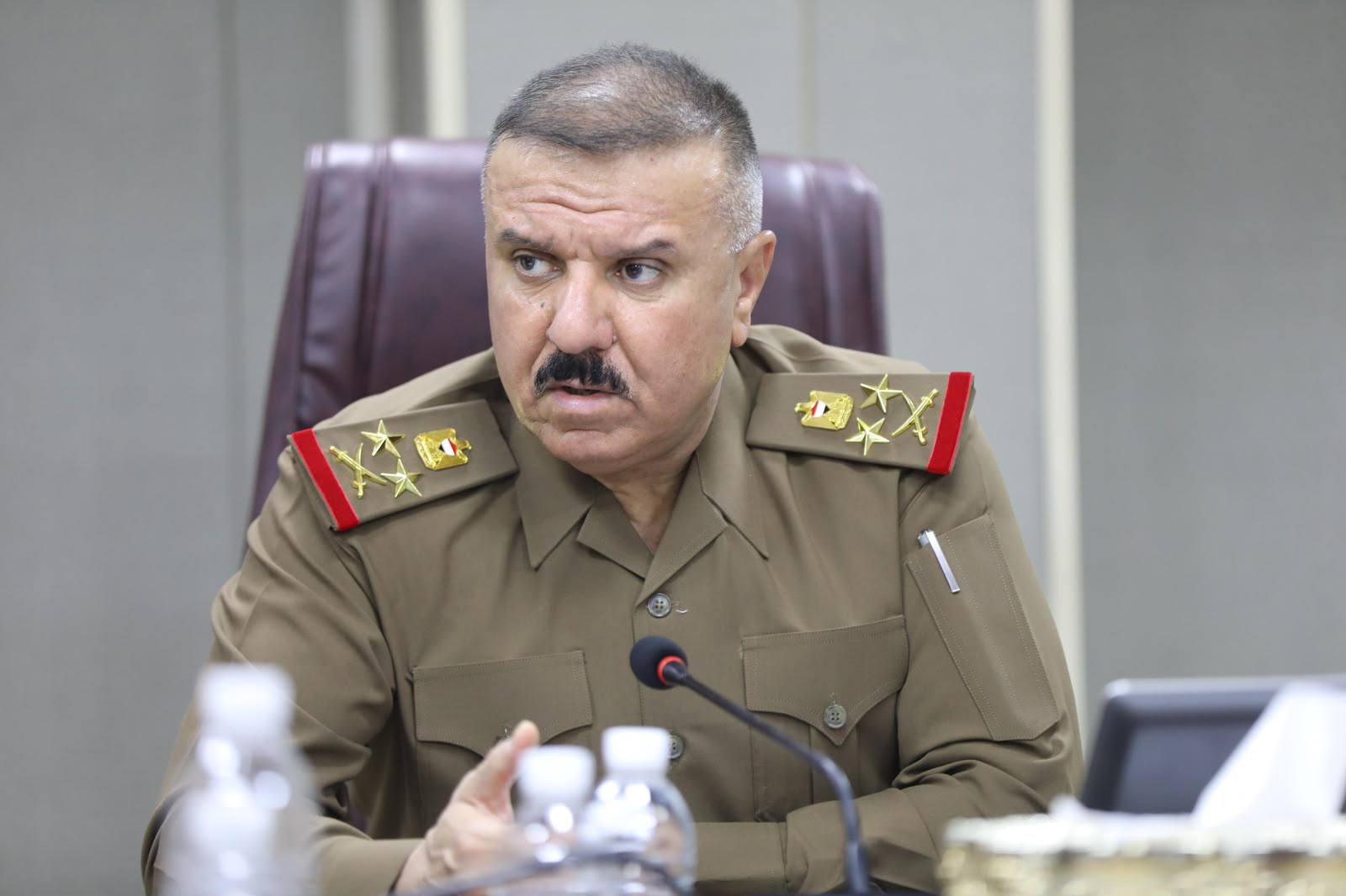 الوفد الأمني العراقي برئاسة مدير مكتب القائد العام للقوات المسلحة يصل إلى السعودية