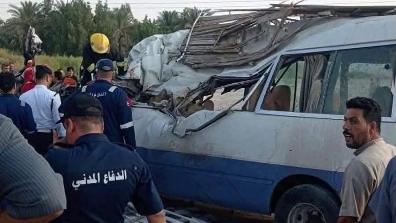 مصرع عقيد ومنتسب بالداخلية وإصابة زوار ايرانيين بحادث مروع على طريق العزيزية