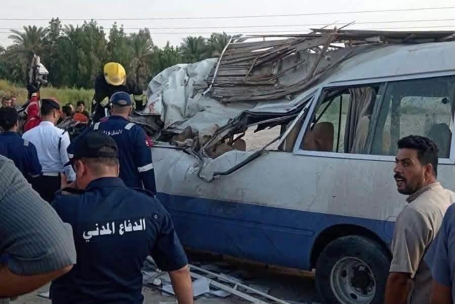 مصرع عقيد ومنتسب بالداخلية وإصابة زوار ايرانيين بحادث مروع على طريق العزيزية