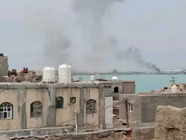 الحوثيون يعلنون استهداف “تحشيدات سعودية” في المخا جنوب غربي اليمن