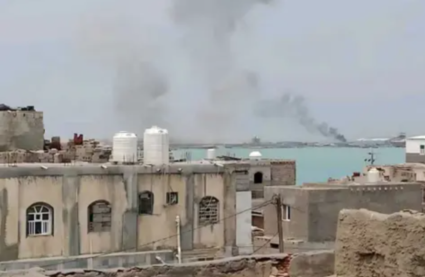 الحوثيون يعلنون استهداف “تحشيدات سعودية” في المخا جنوب غربي اليمن