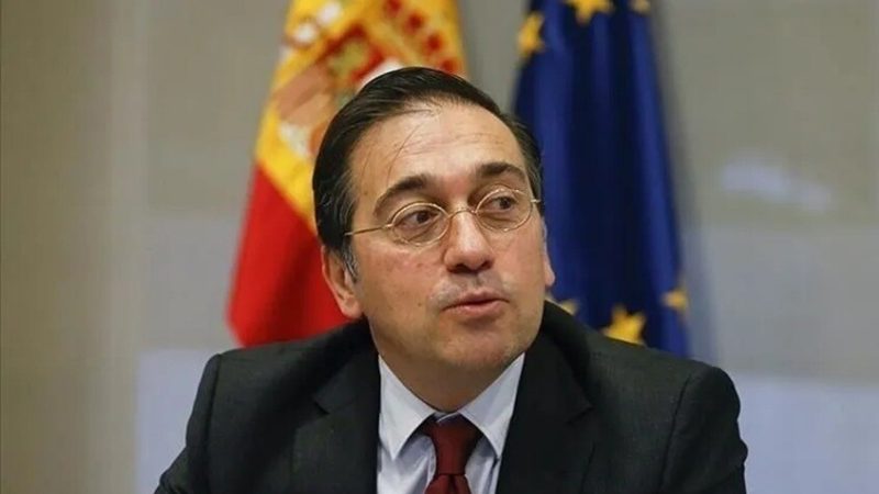 وزير الخارجية الإسباني: غالبية المهاجرين الذين تسللوا إلى سبتة عادوا إلى المغرب