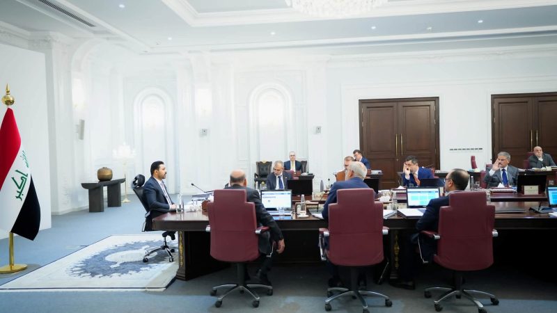 مجلس الوزراء يصدر حزمة قرارات جديدة في ملفات العقود الحكومية والكهرباء والرقابة