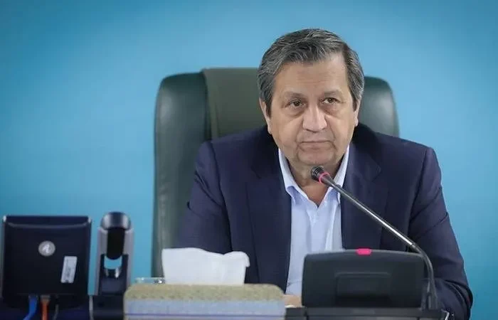 همتي: سنتابع مستحقات إيران لدى بغداد ونبحث استمرار التجارة بين البلدين