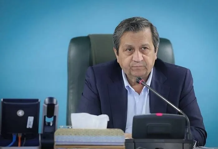 همتي: سنتابع مستحقات إيران لدى بغداد ونبحث استمرار التجارة بين البلدين