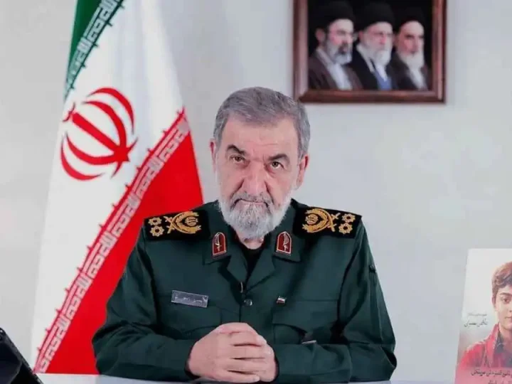 السيد خامنئي يعيّن رضائي ممثلاً له في المجلس الأعلى للأمن القومي